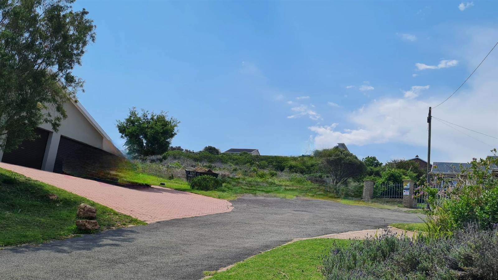 896 m² Land available in Dana Bay photo number 13