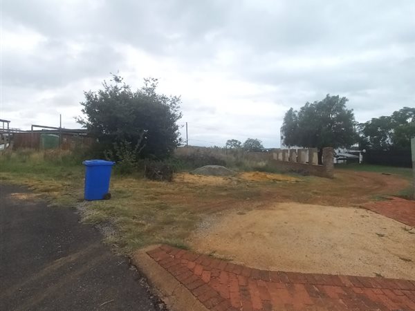 1030 m² Land available in Vaal Marina