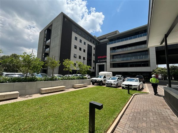 680  m² Commercial space in Parktown