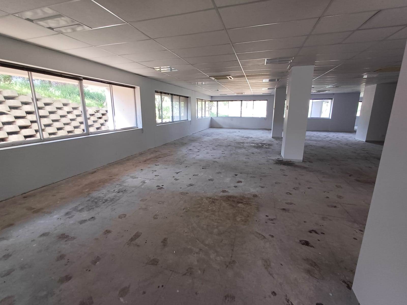 1879  m² Commercial space in Woodmead photo number 14