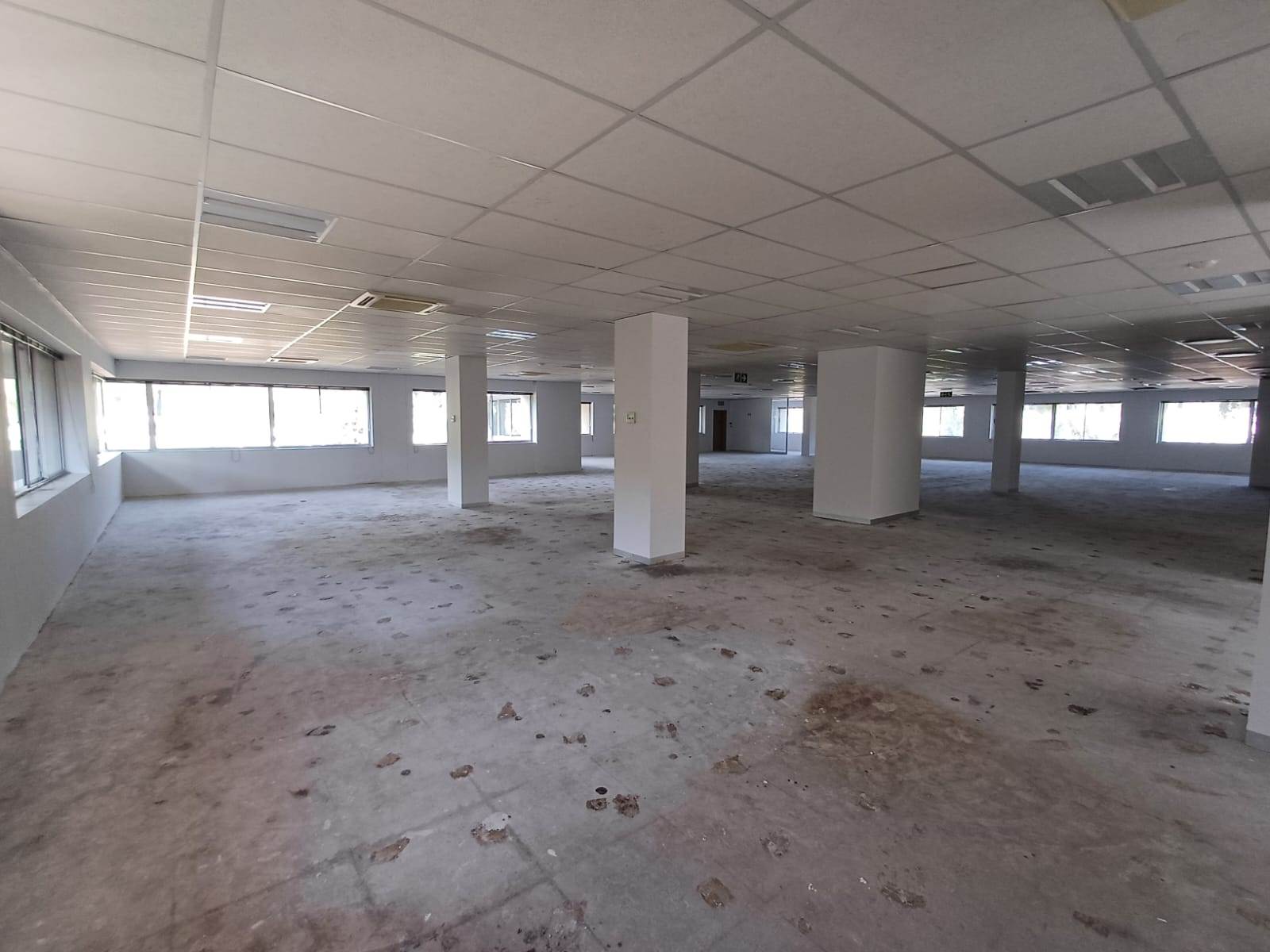 1879  m² Commercial space in Woodmead photo number 12