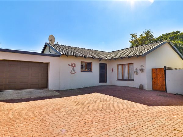 4 Bed House in Garsfontein