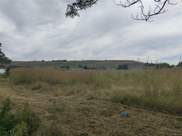 1000 m² Land available in Barry Hertzog Park