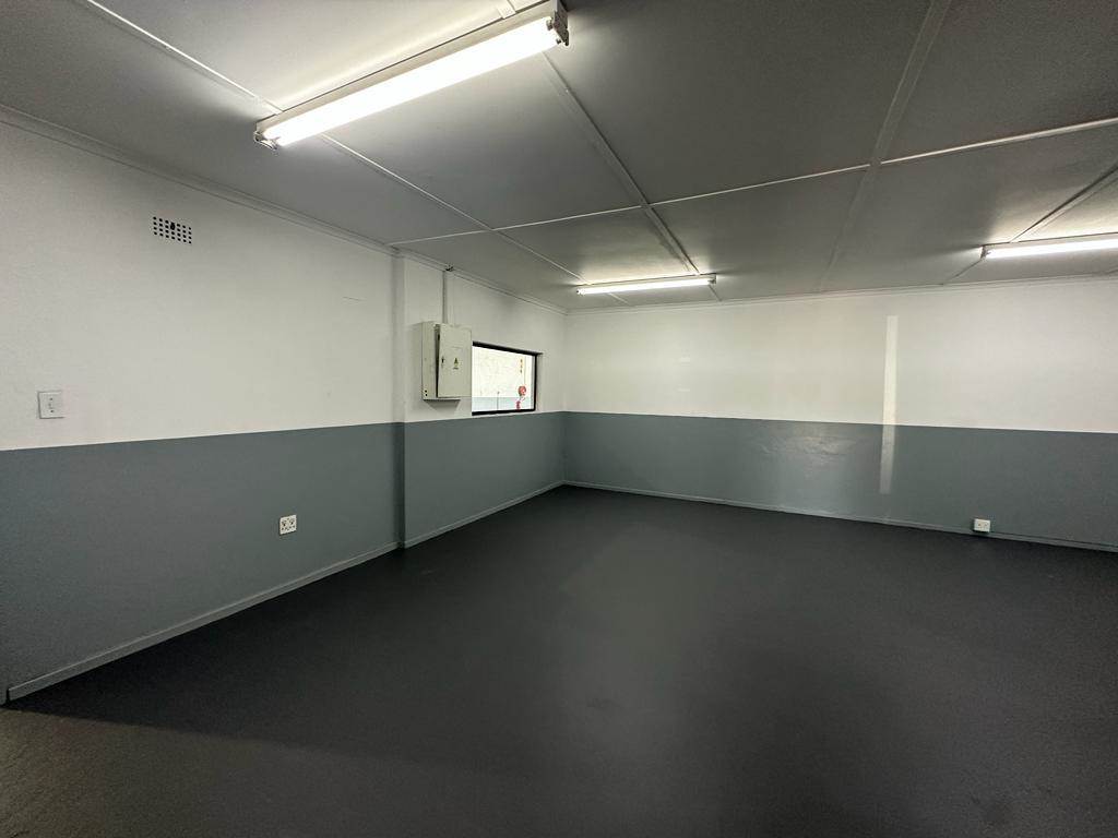 1138  m² Industrial space in Bellville Central photo number 6