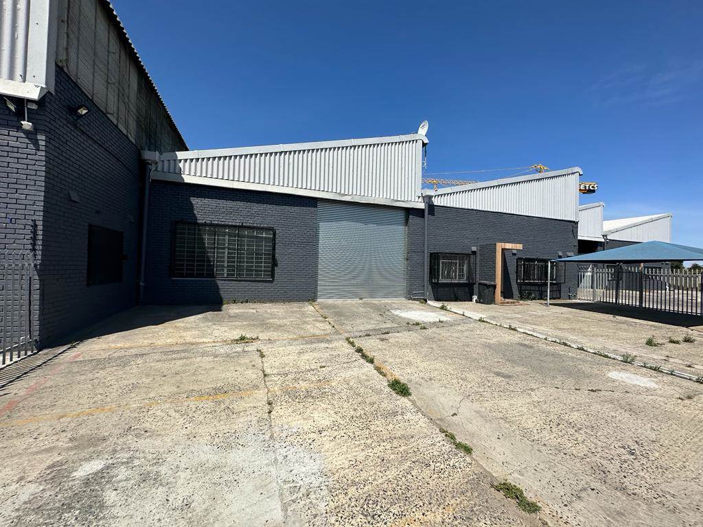 1138  m² Industrial space in Bellville Central photo number 1