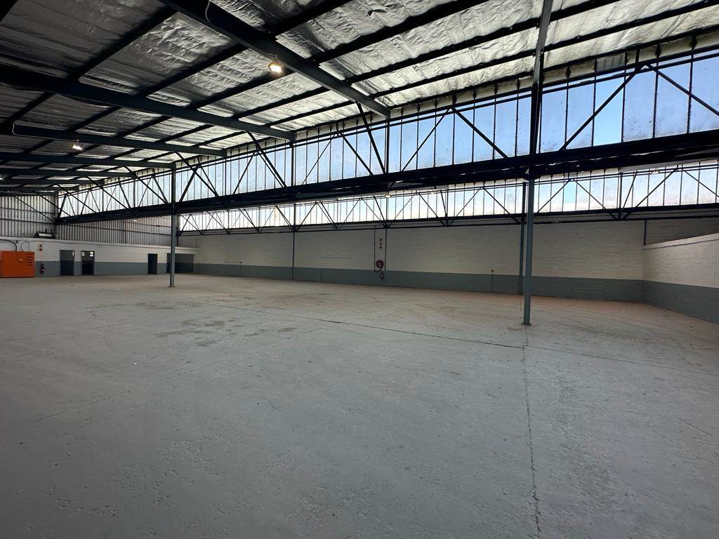 1138  m² Industrial space in Bellville Central photo number 2