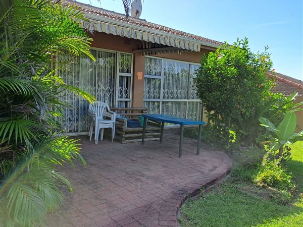 2 Bed Apartment in Scottburgh South