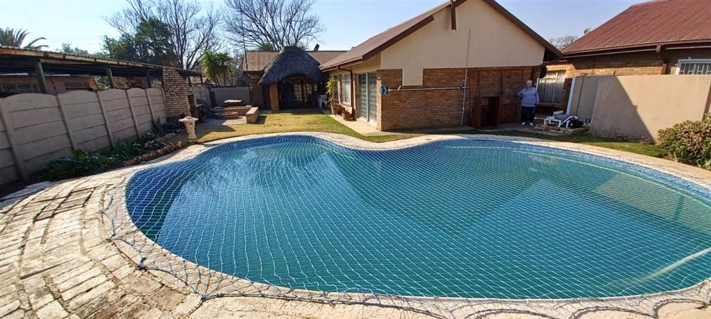 3 Bed House in Potchefstroom Central photo number 26