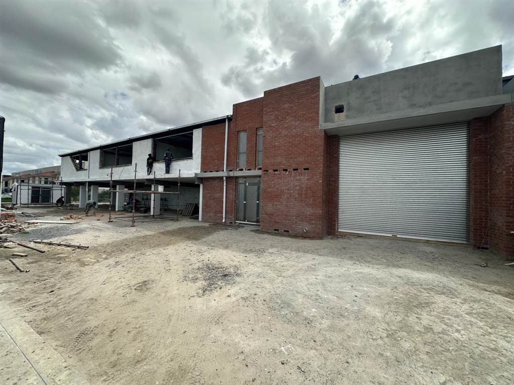 408  m² Industrial space in Bellville Central photo number 1