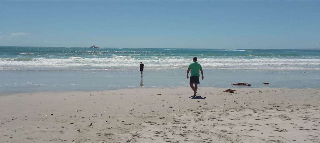 352 m² Land available in Yzerfontein photo number 11