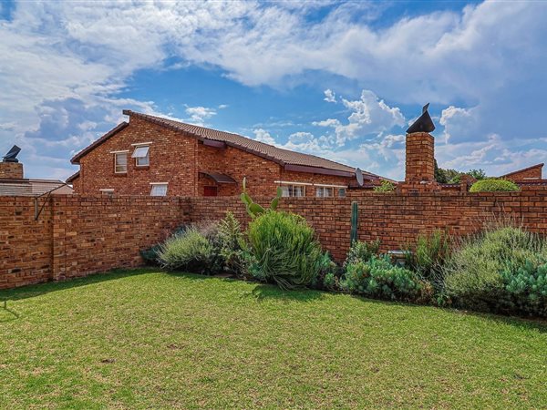 3 Bedroom Townhouse