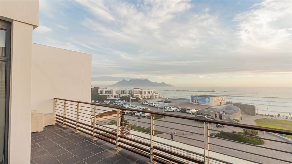 3 Bed Penthouse in Big Bay photo number 24
