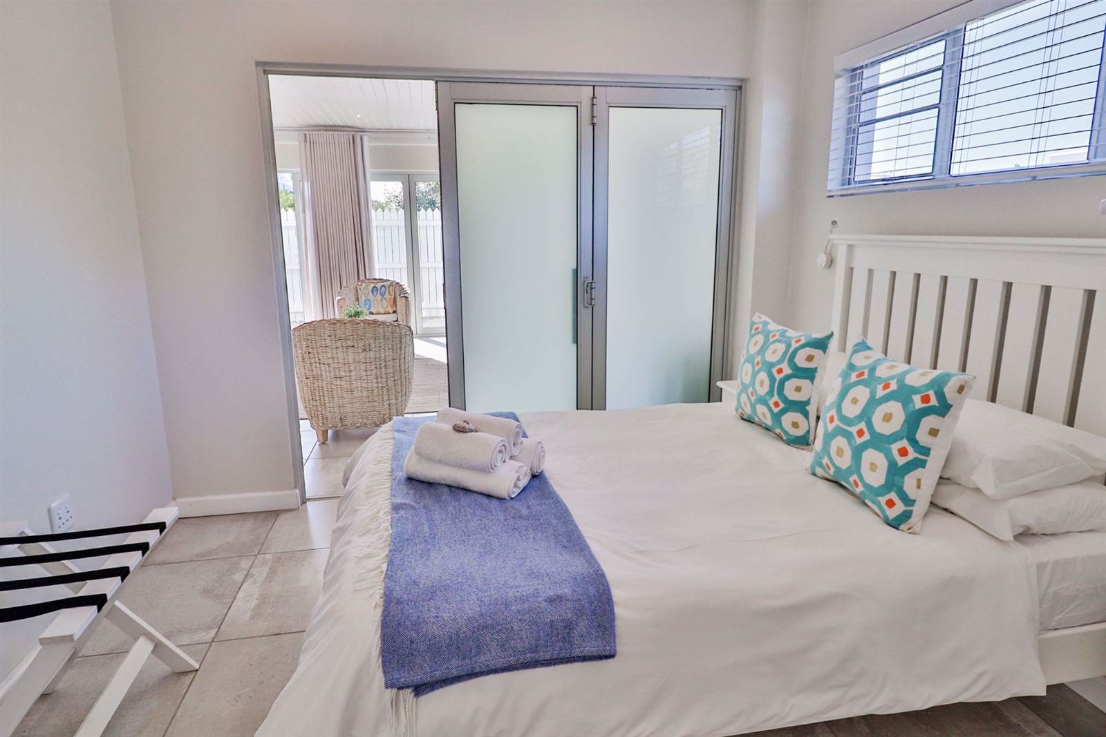 2 Bed Apartment in Elands Bay photo number 10
