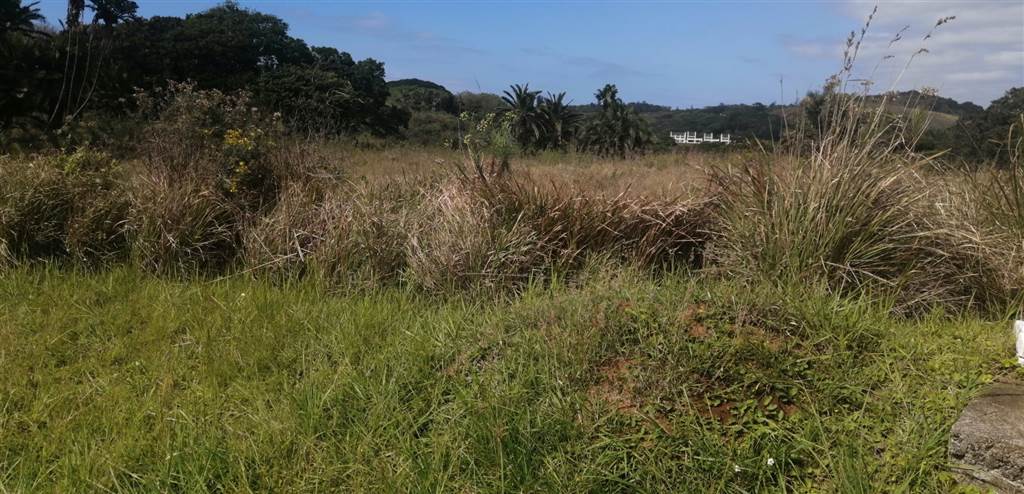 1692 m² Land available in Port Edward photo number 3