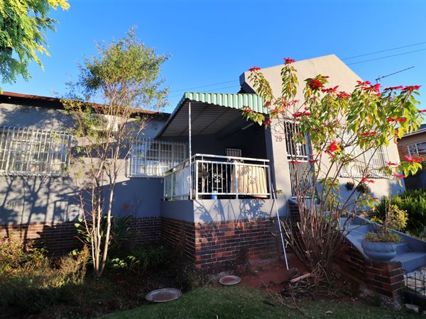 3 Bed House in Fishers Hill