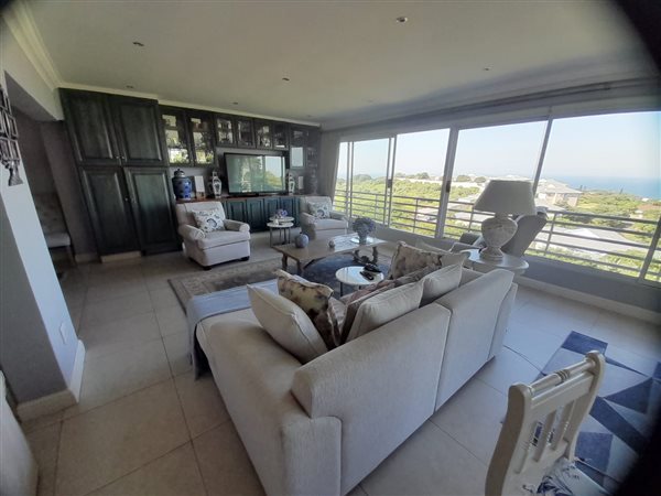 4 Bed Apartment in Beverley Hills Estate