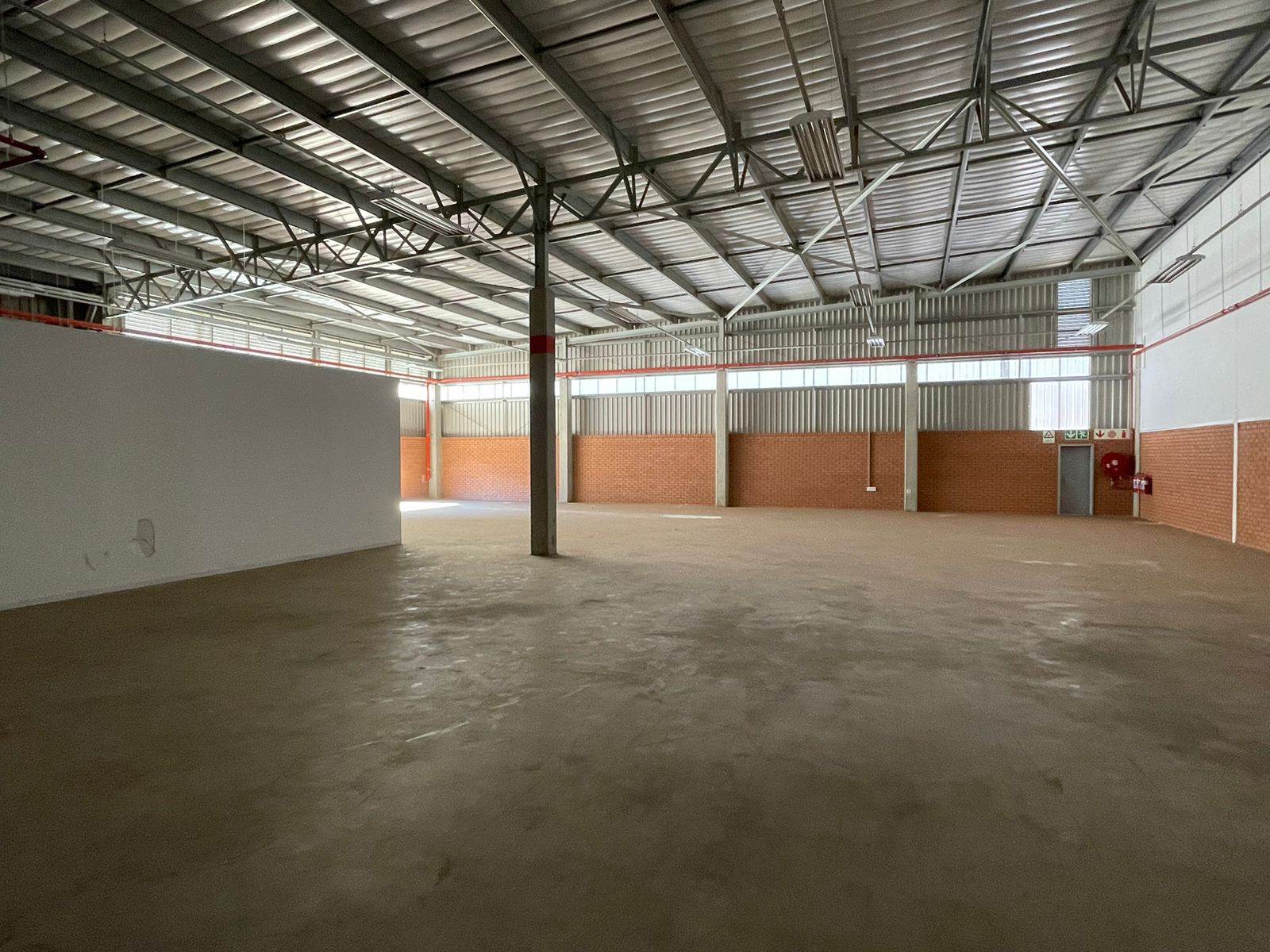 673  m² Industrial space in Olifantsfontein photo number 9