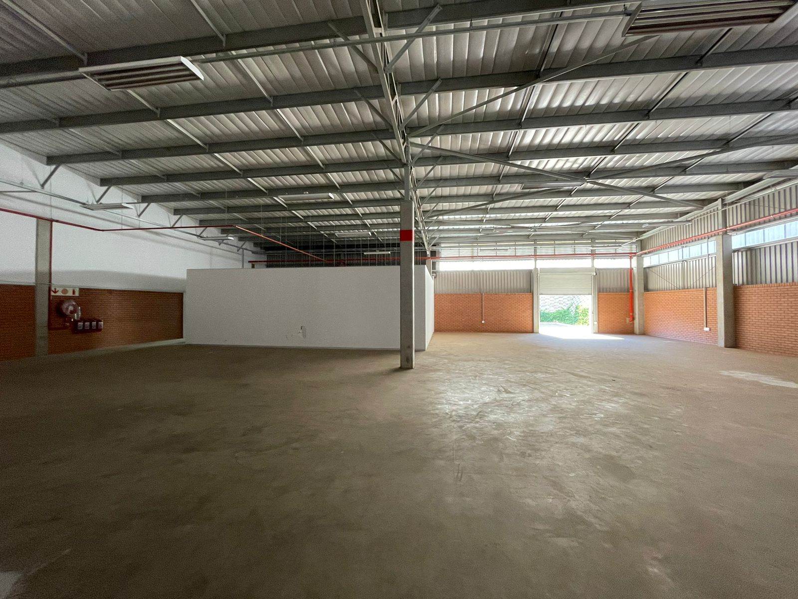 673  m² Industrial space in Olifantsfontein photo number 8