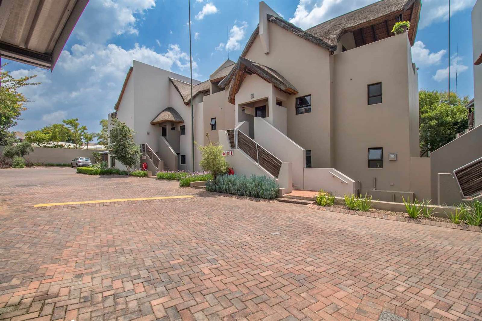 1 Bed Apartment in Witkoppen photo number 29