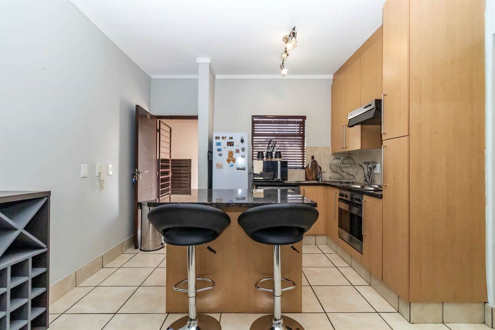 1 Bed Apartment in Witkoppen photo number 6