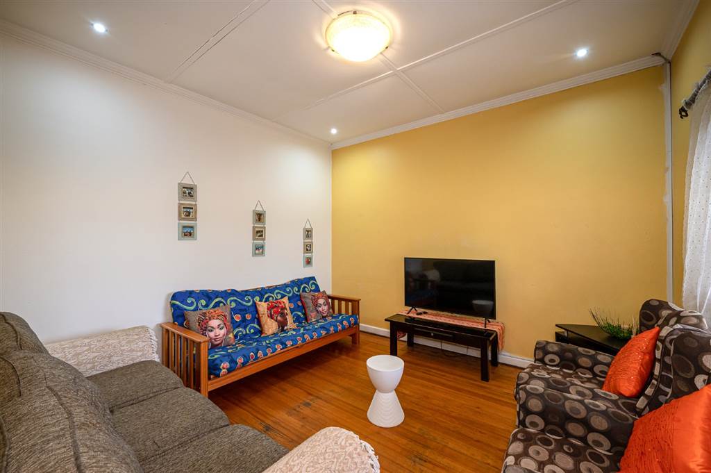 3 Bed House in Parow photo number 6