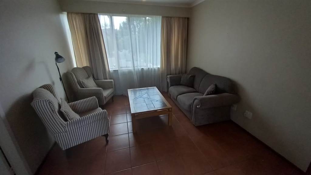 1 Bed Apartment in Secunda photo number 5