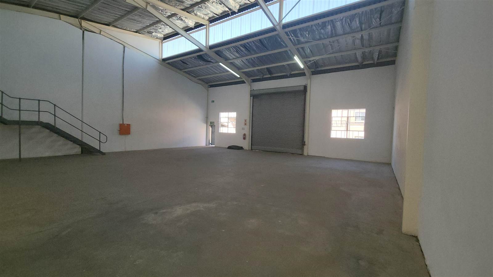 2100  m² Industrial space in Kya Sands photo number 5