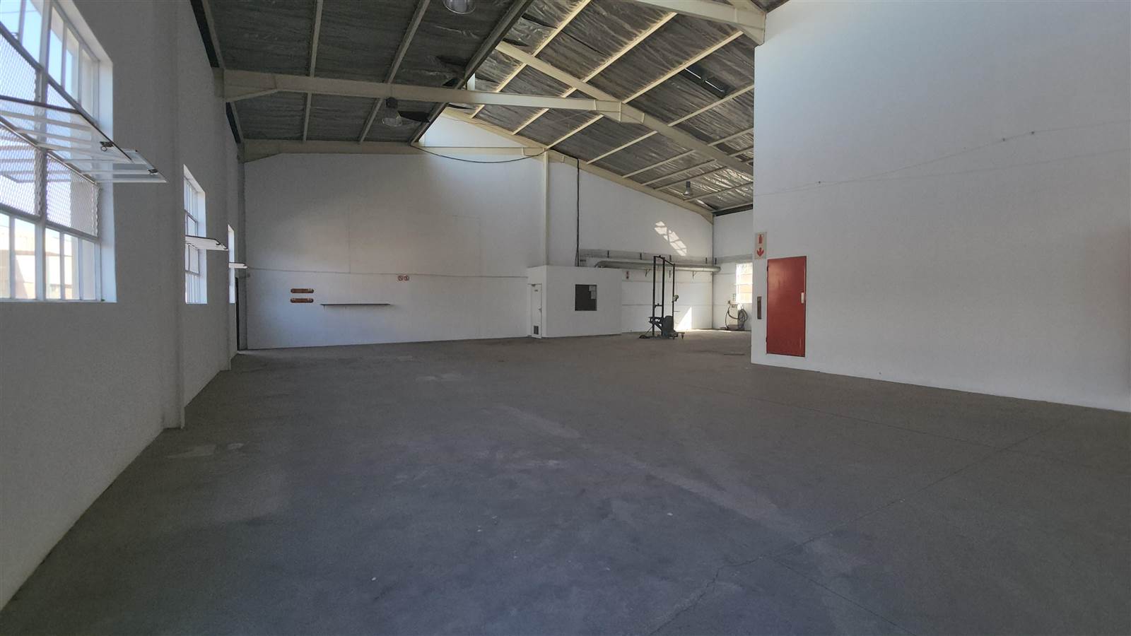 2100  m² Industrial space in Kya Sands photo number 29