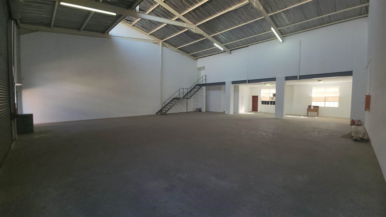 2100  m² Industrial space in Kya Sands photo number 9