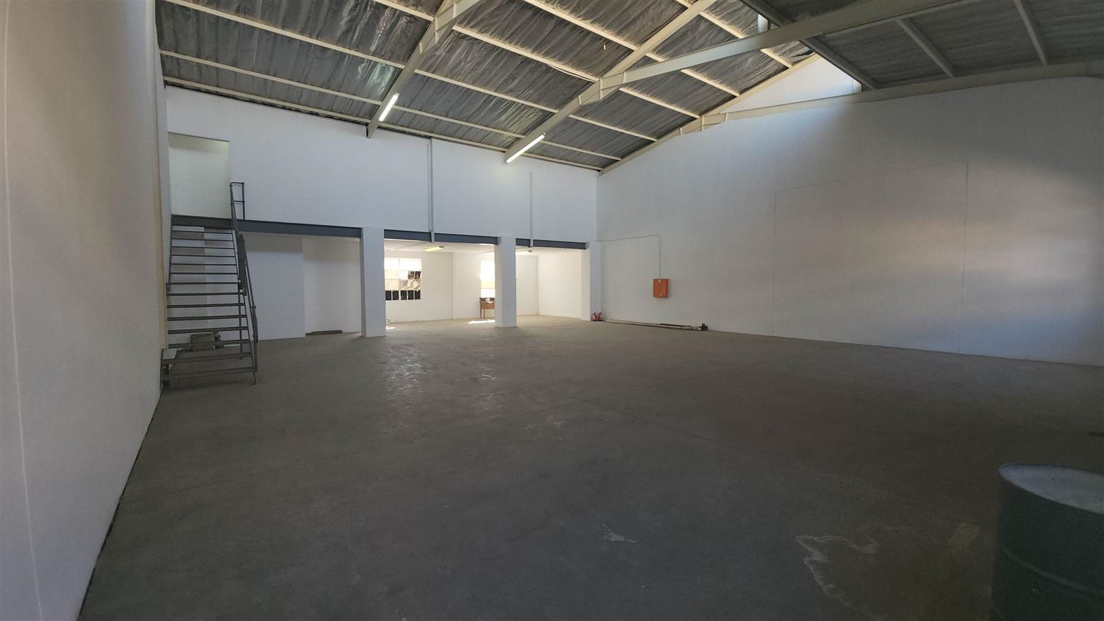 2100  m² Industrial space in Kya Sands photo number 15