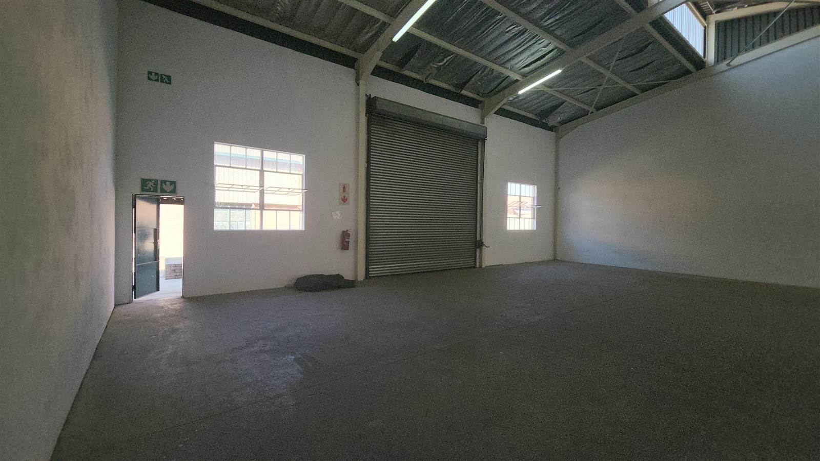 2100  m² Industrial space in Kya Sands photo number 11