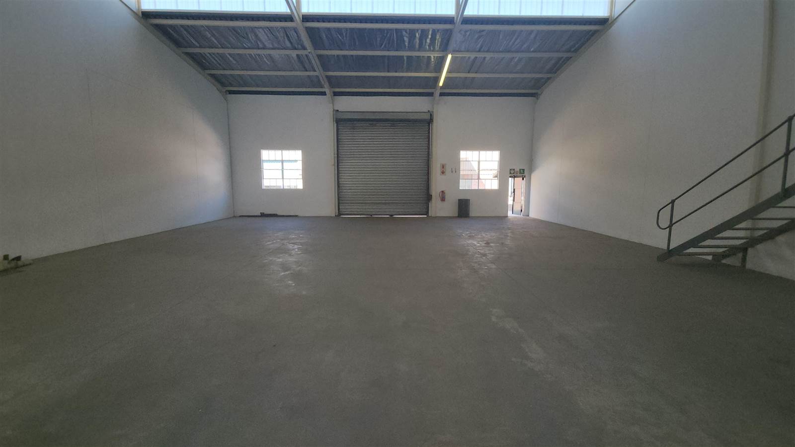 2100  m² Industrial space in Kya Sands photo number 14