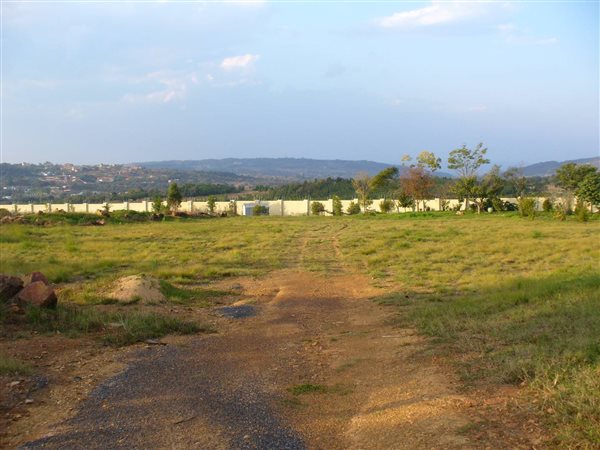 8 644 m² Land