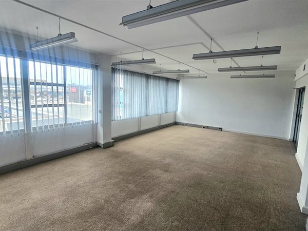 203  m² Office Space