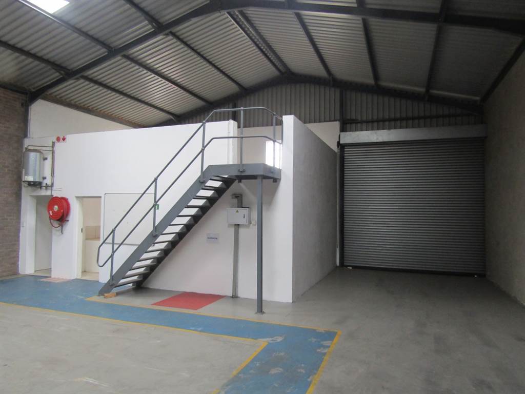 280  m² Industrial space in Dunswart photo number 16