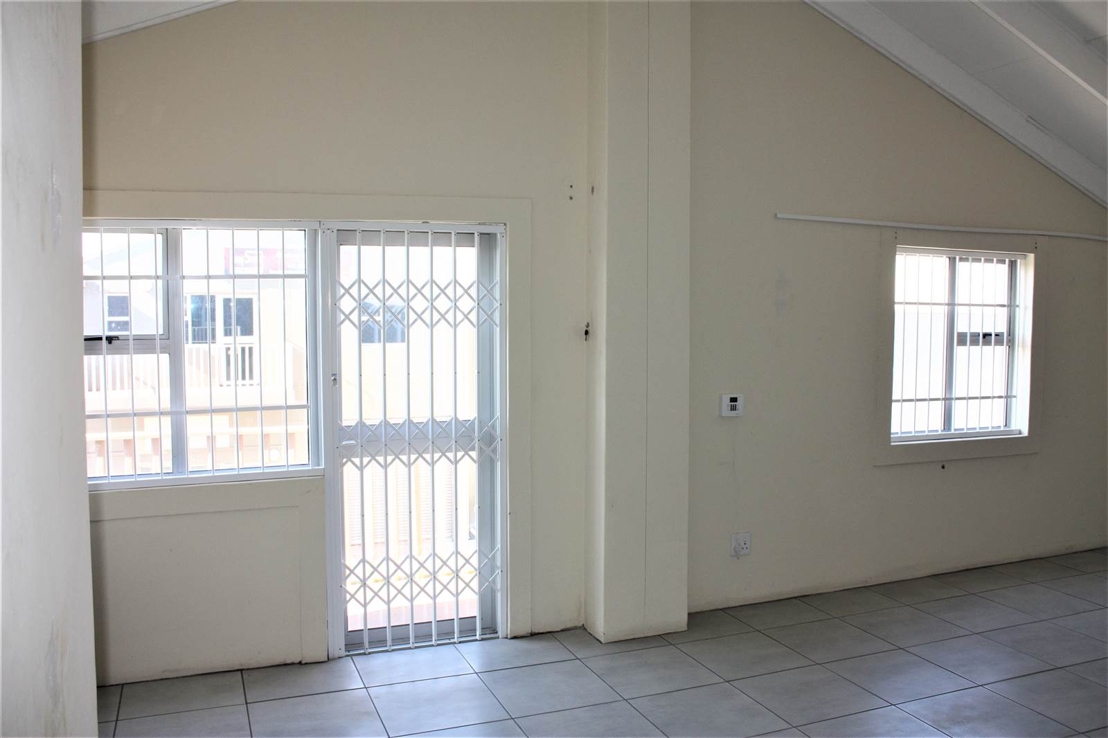 160  m² Commercial space in Vredenburg photo number 14