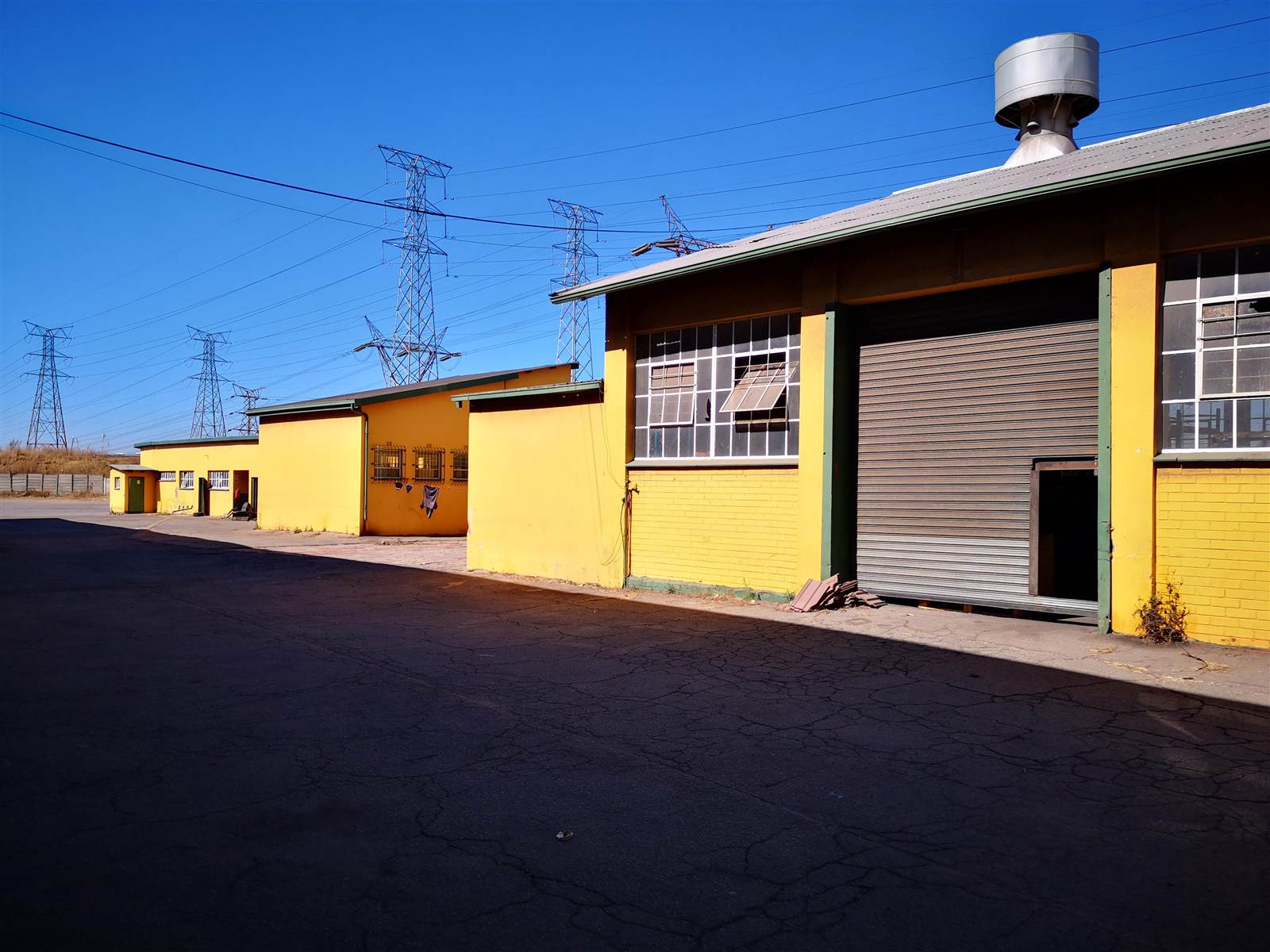 15773  m² Industrial space in City Deep photo number 4