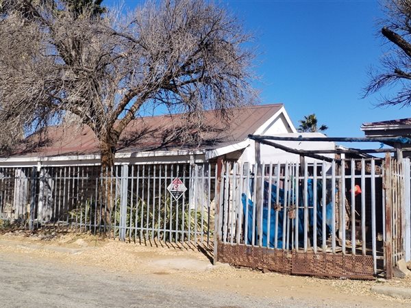 3 Bedroom House 3 Bedroom House
