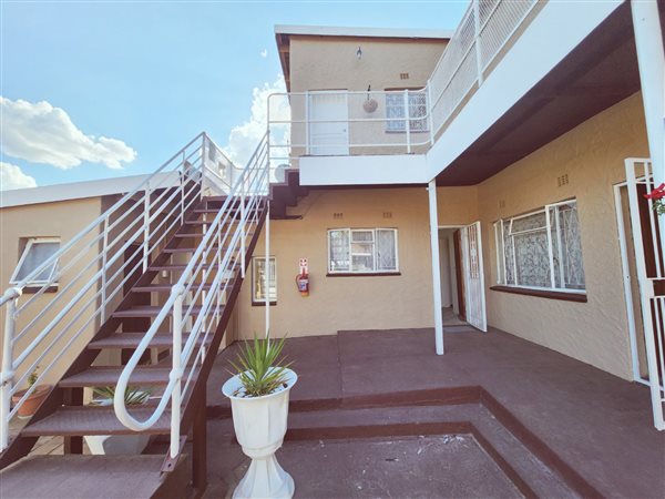 1 Bed Apartment in Reiger Park