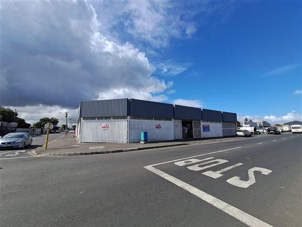 439  m² Industrial space in Beaconvale