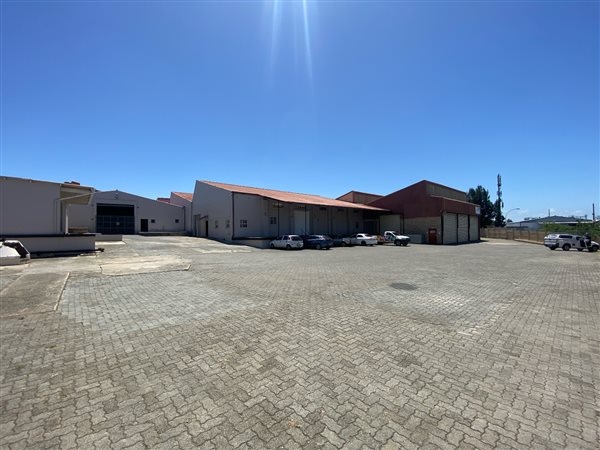 574  m² Commercial space in Woodbrook