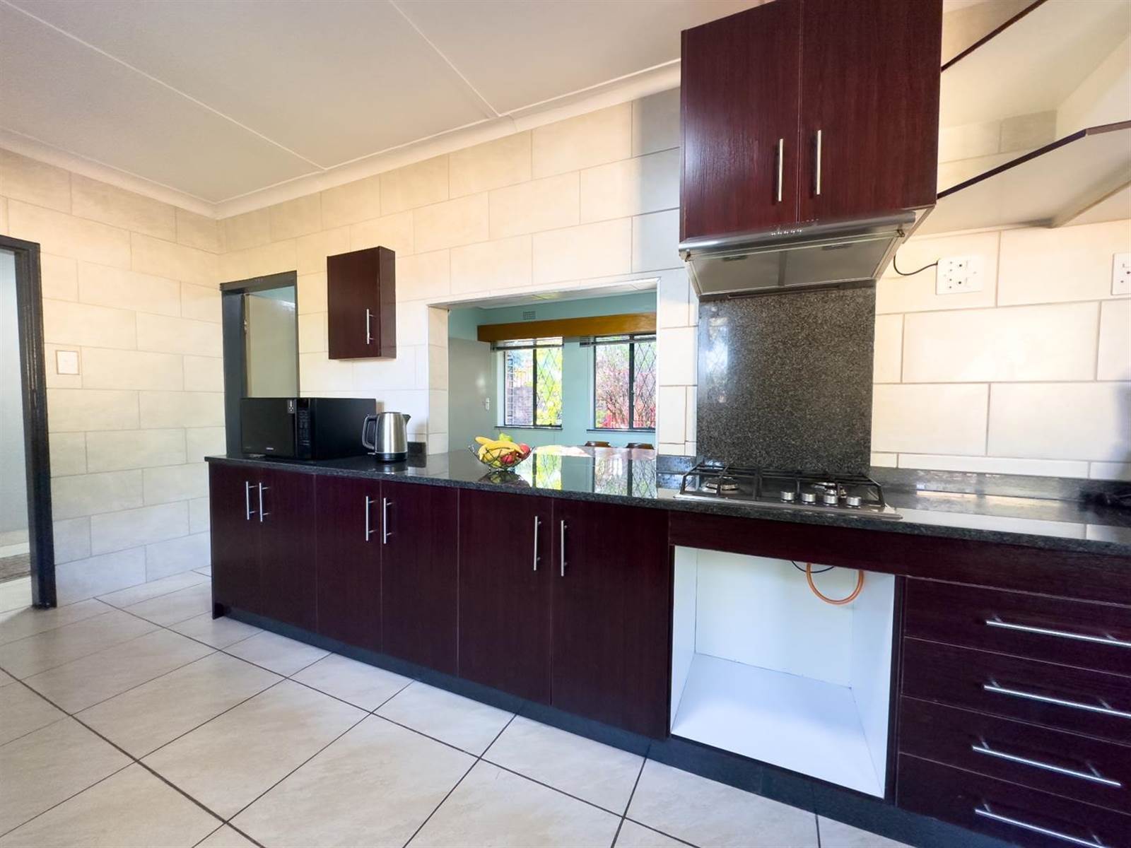 4 Bed House in Cresta photo number 18