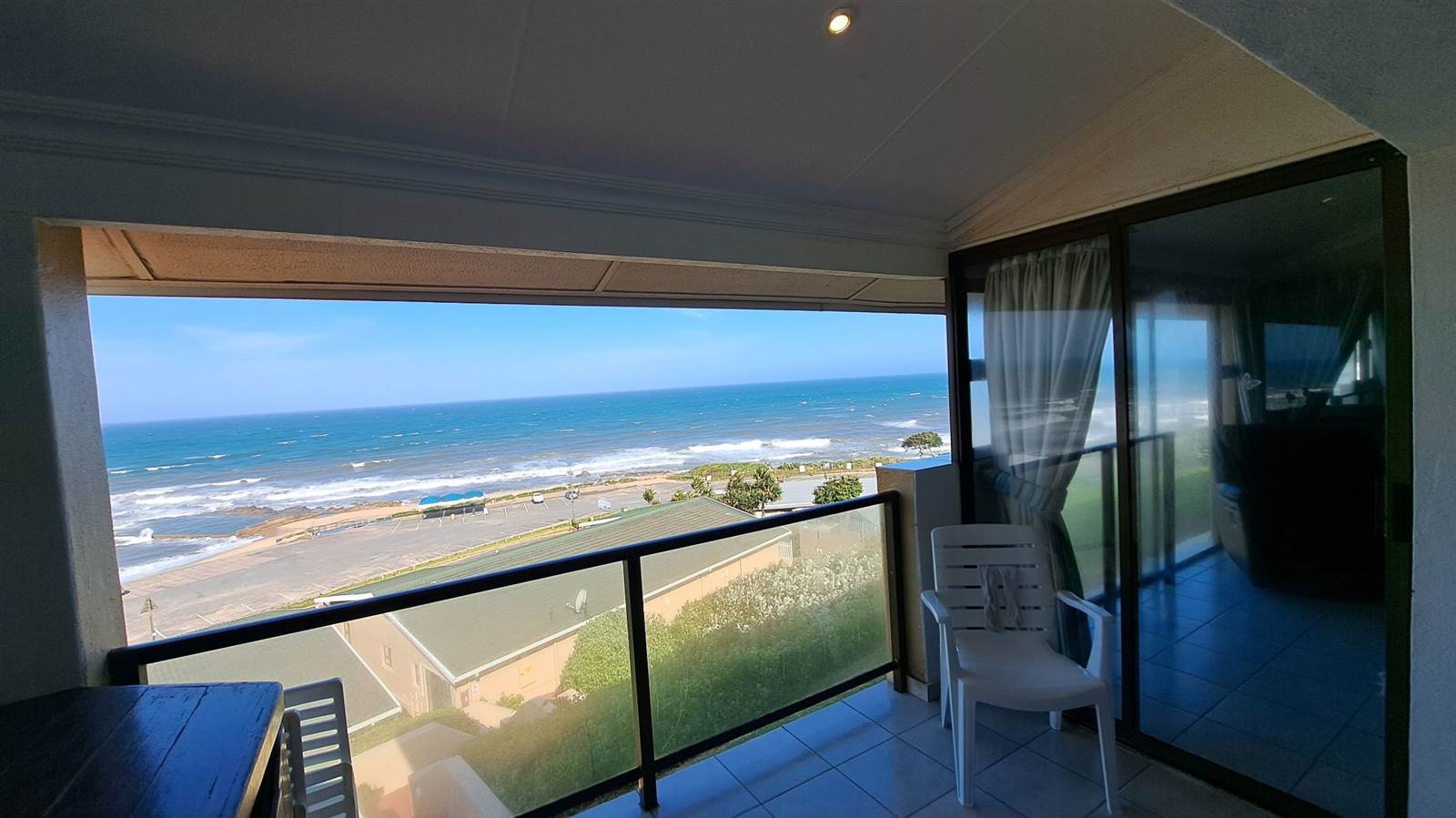 2 Bed Apartment in Shelly Beach photo number 12