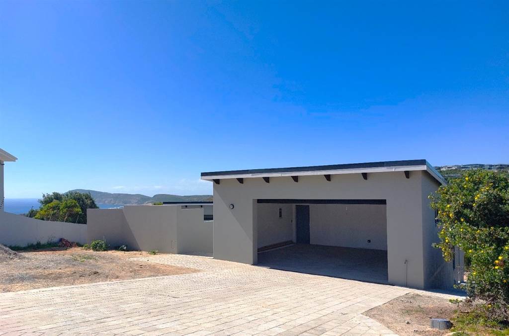 4 Bed House in Lower Robberg photo number 2
