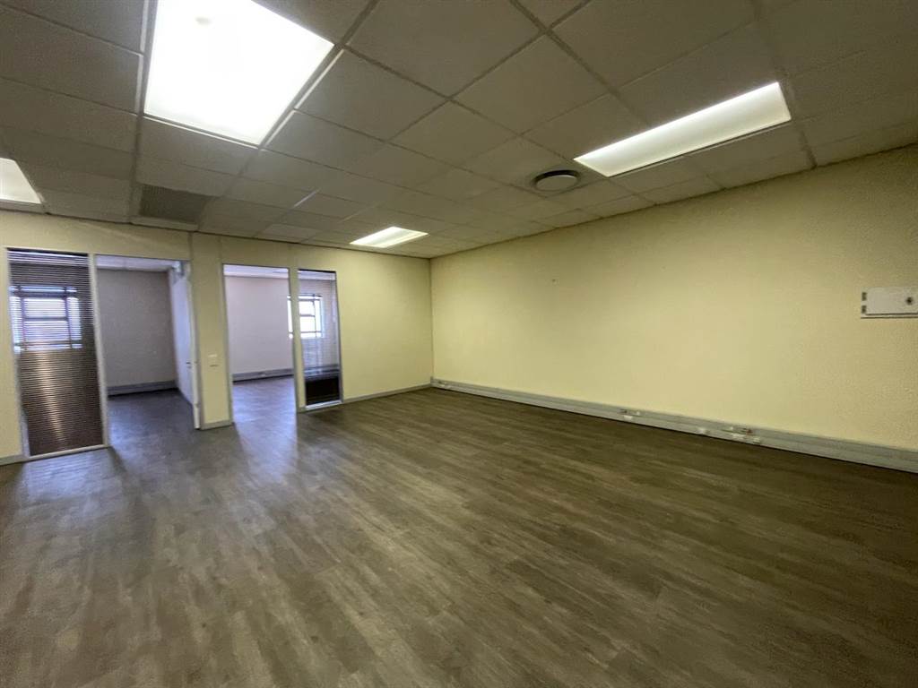 267  m² Commercial space in Milnerton Central photo number 14