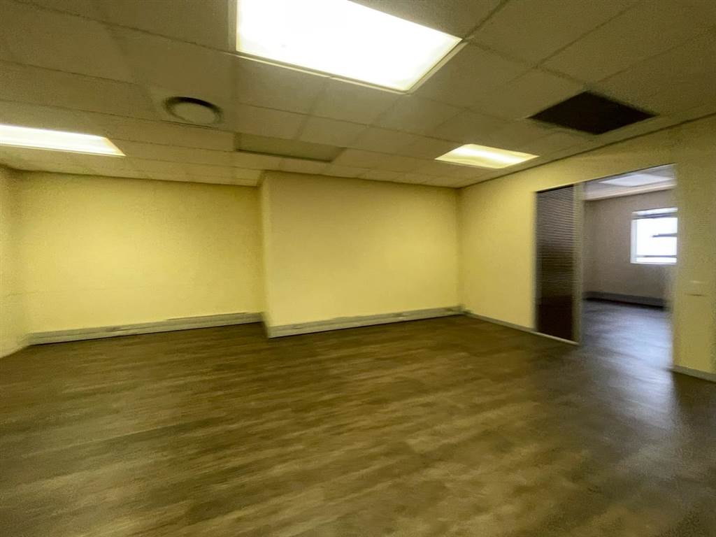 267  m² Commercial space in Milnerton Central photo number 9