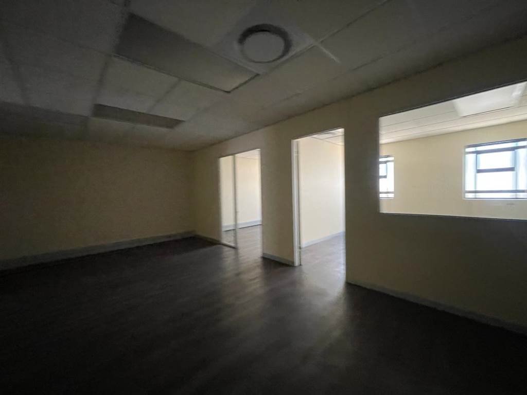 267  m² Commercial space in Milnerton Central photo number 7