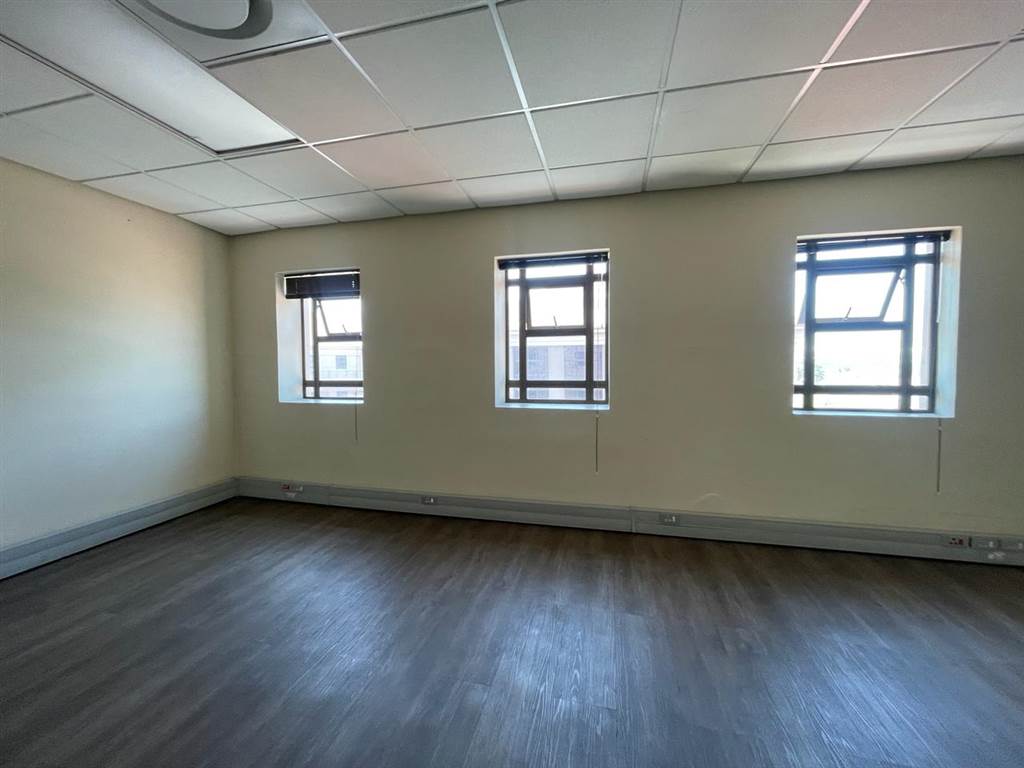 267  m² Commercial space in Milnerton Central photo number 12