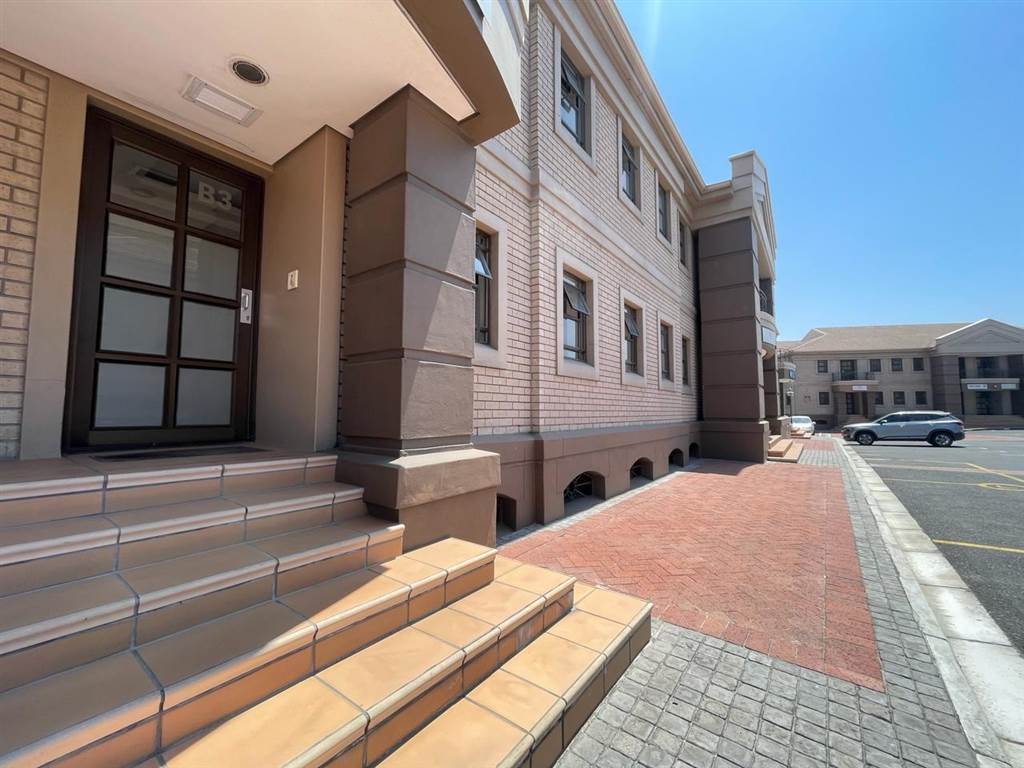267  m² Commercial space in Milnerton Central photo number 2