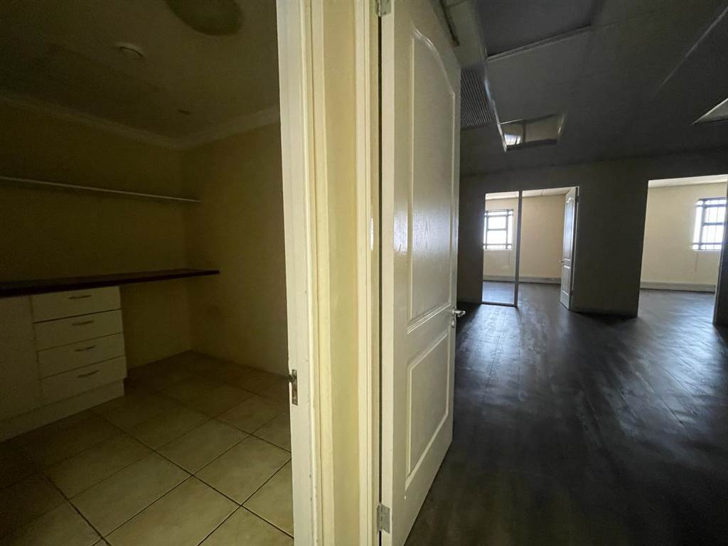 267  m² Commercial space in Milnerton Central photo number 19